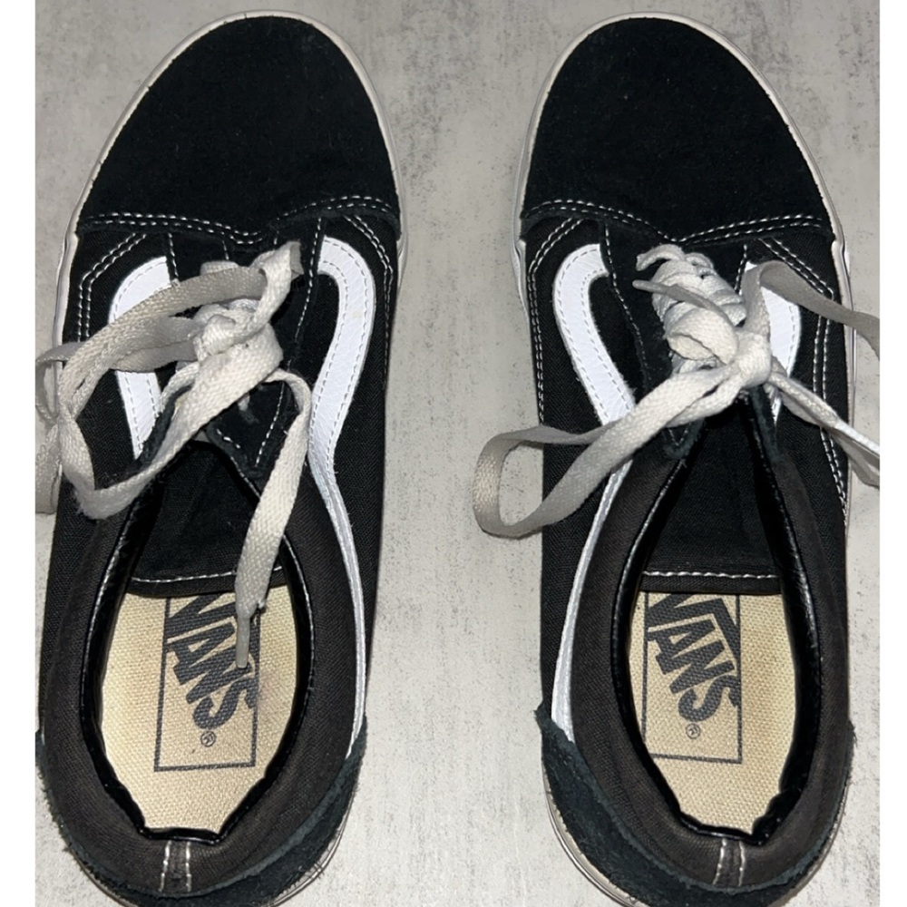 Old Skool Vans Black and White - Picture 9 of 9